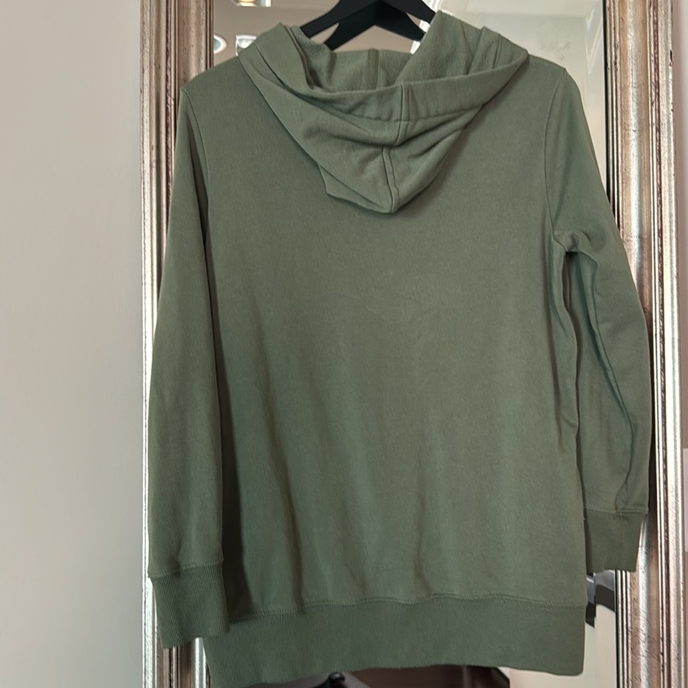 “Yes Weekend” Sweatshirt - Picture 4 of 4